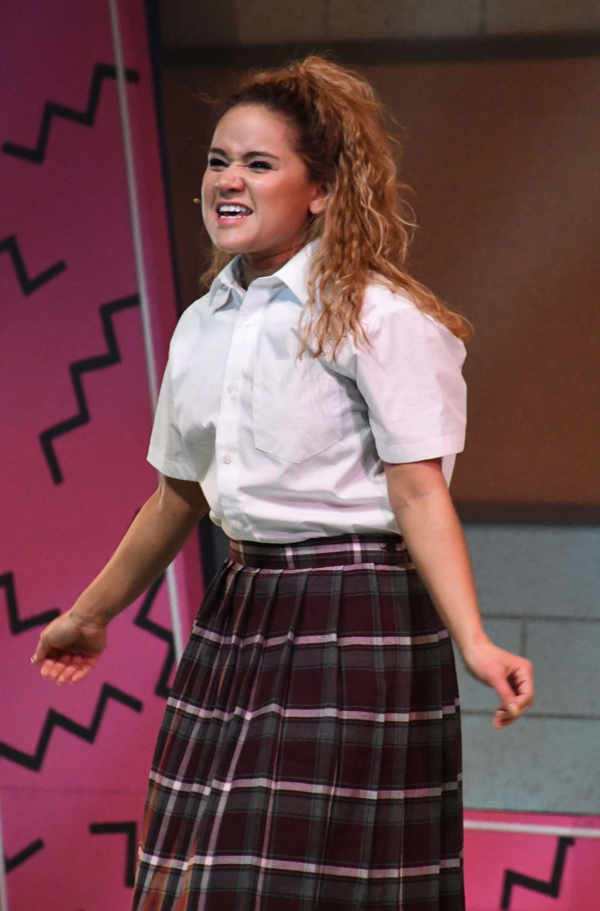 Howie's sister